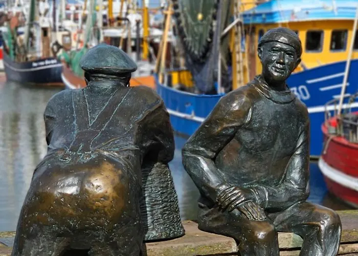 Kleinaberfein An Der Nordseekueste * Schweindorf